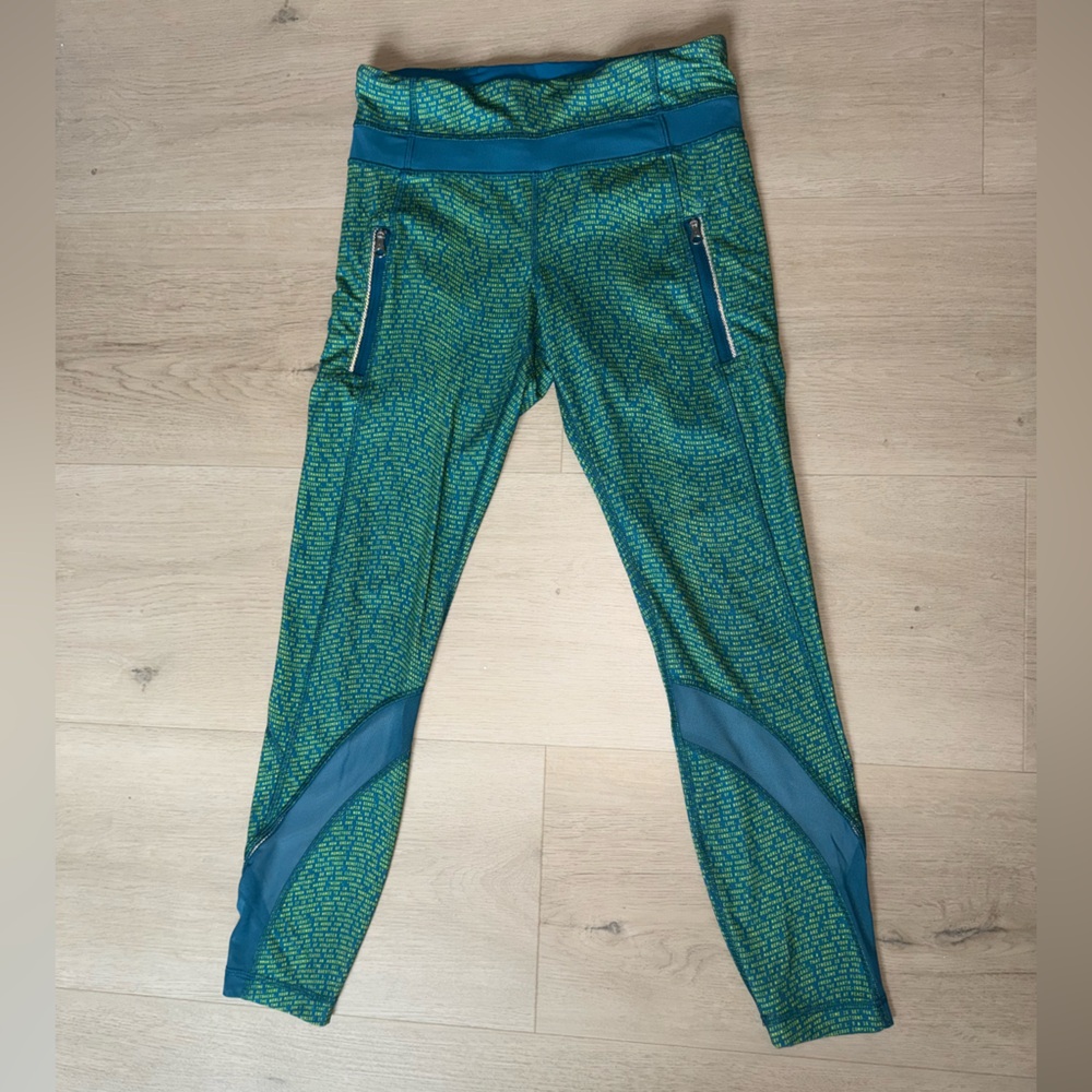 Green and Blue Lululemon Seawheeze Luxtreme pant